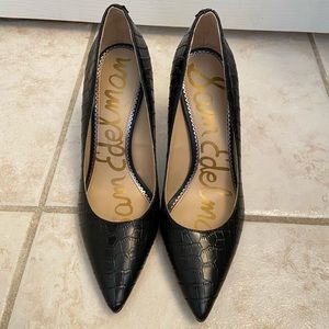 Sam Edelman pointy toe pumps